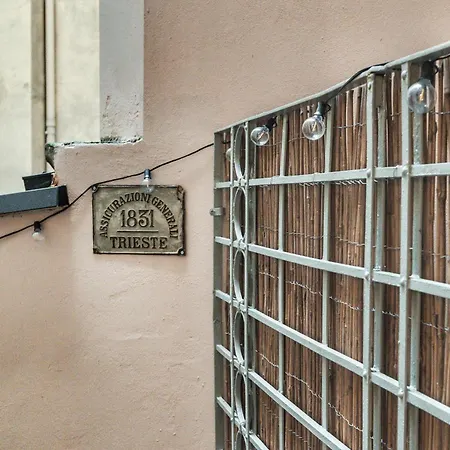 Casa Saba Luxury * Триест